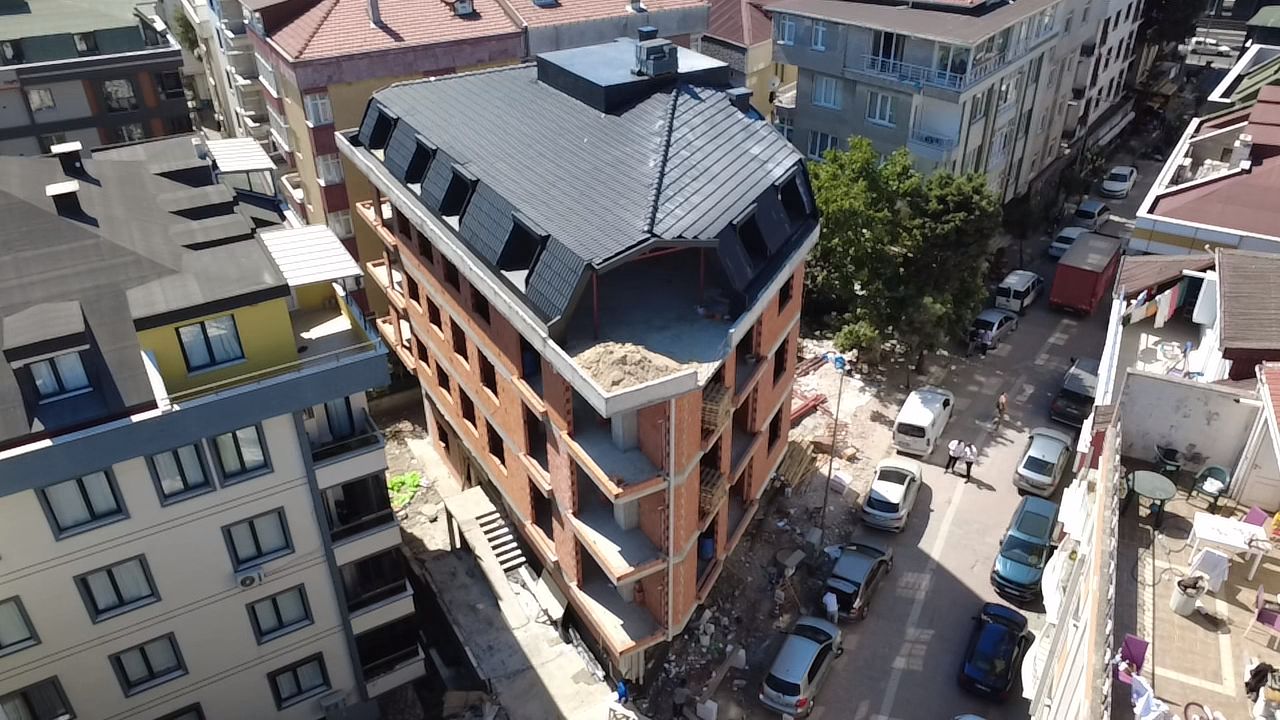 ÇELİK APARTMANI — Avcılar